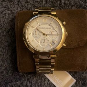 MICHAEL KORS watch